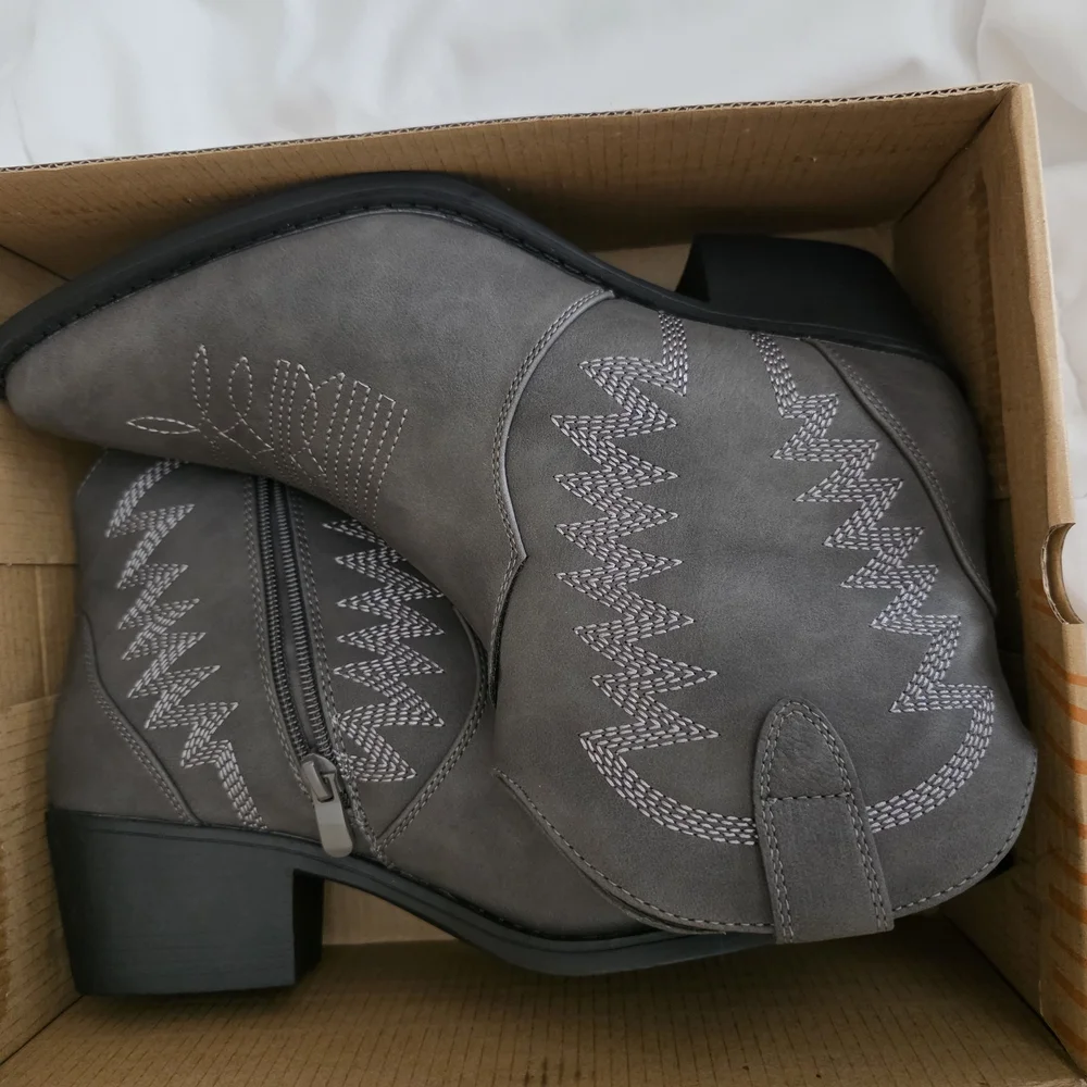 Womens Global Win Gray Western‎ Ankle Boots, Size 8.5